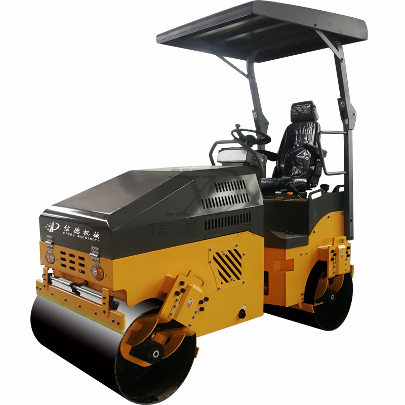 1565430281431350.jpg 2.5T型雙驅(qū)壓路機.jpg